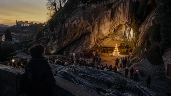 L'impact des apparitions à la grotte de Massabielle sur l'histoire religieuse